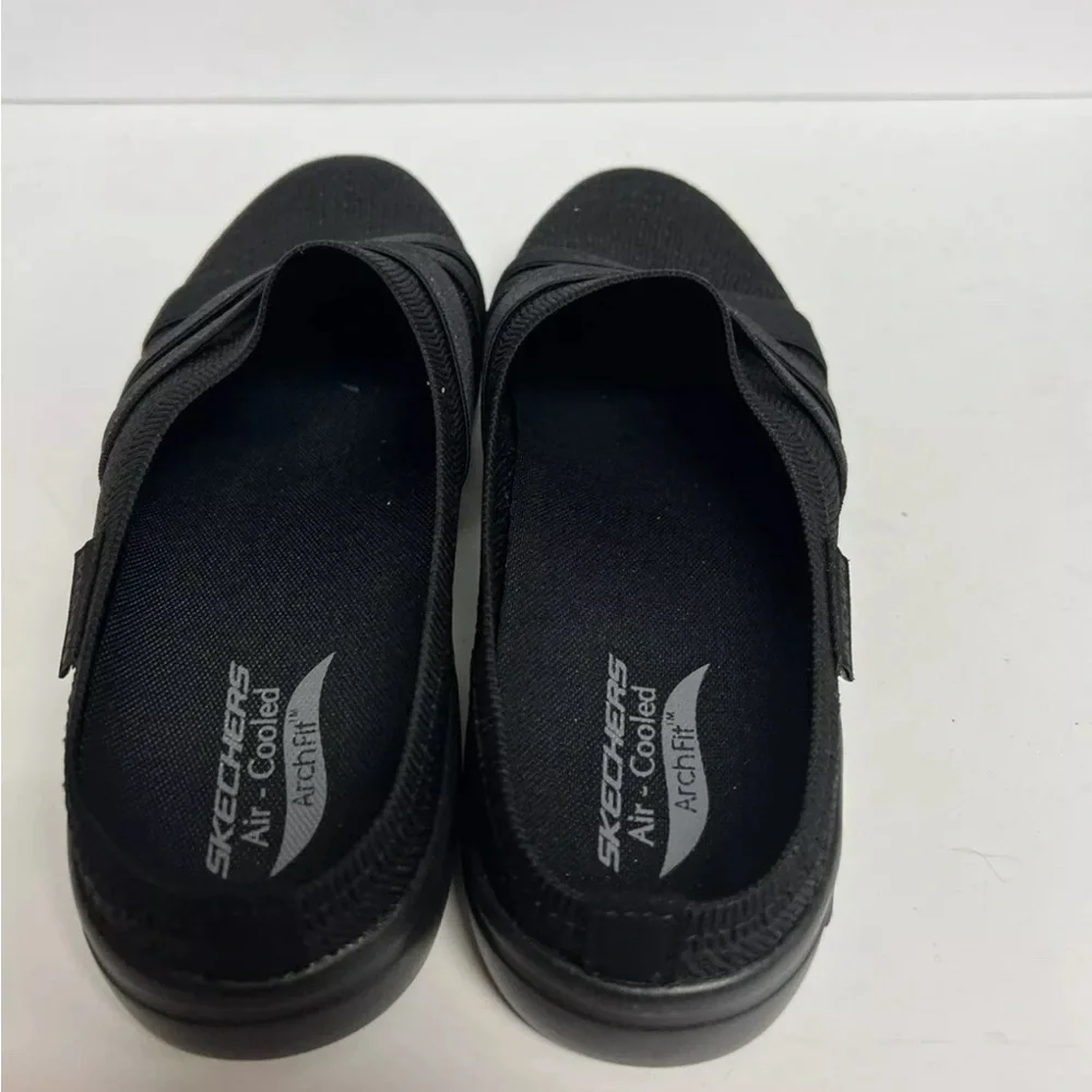 Skechers Womens Up Lift Slip On Black Size 8 M
